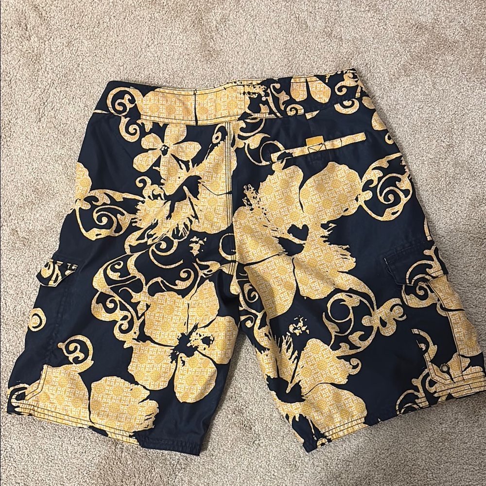 Old Navy Printed Mens Board Shorts - Picture 5 of 6